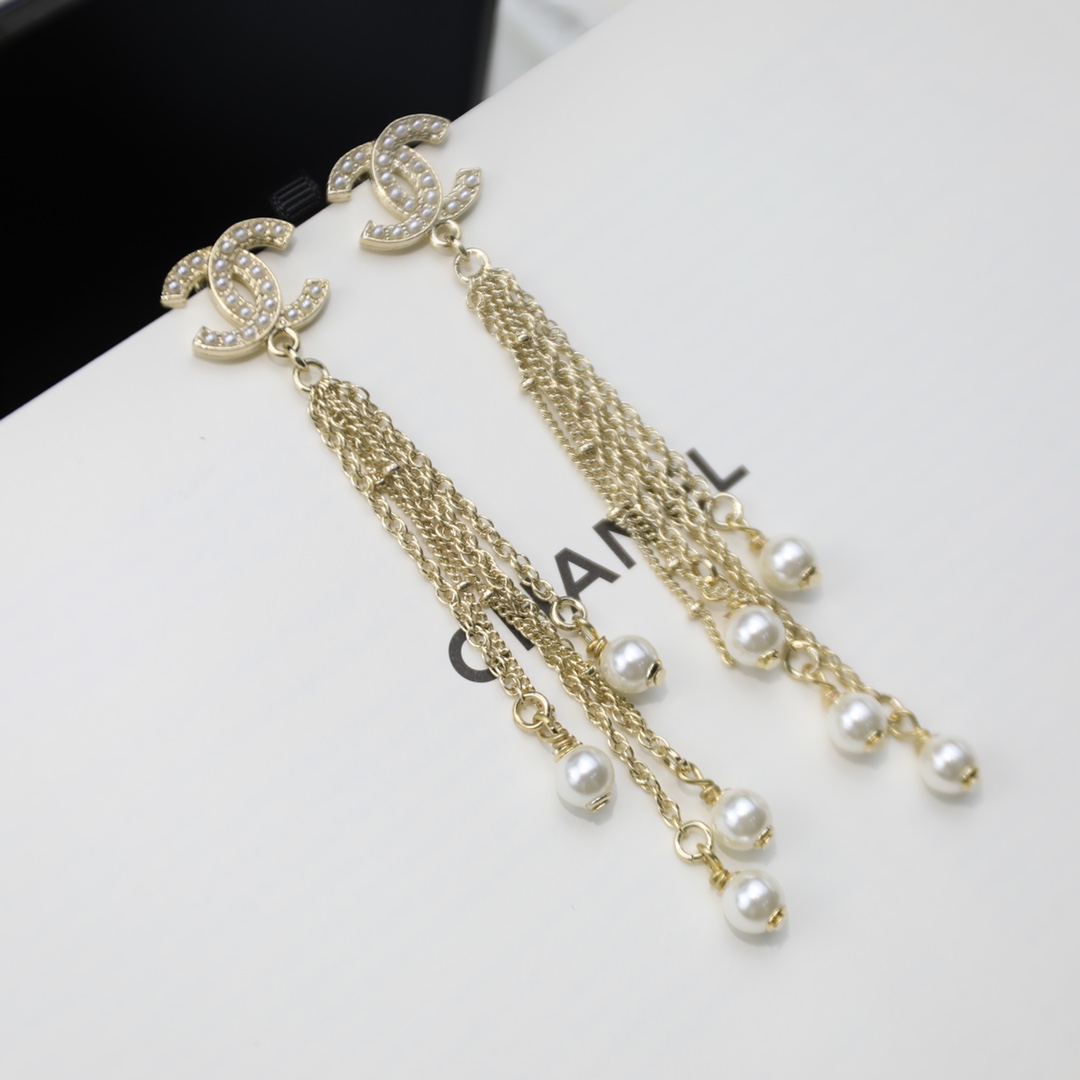 Chanel Earrings Silver S-l
