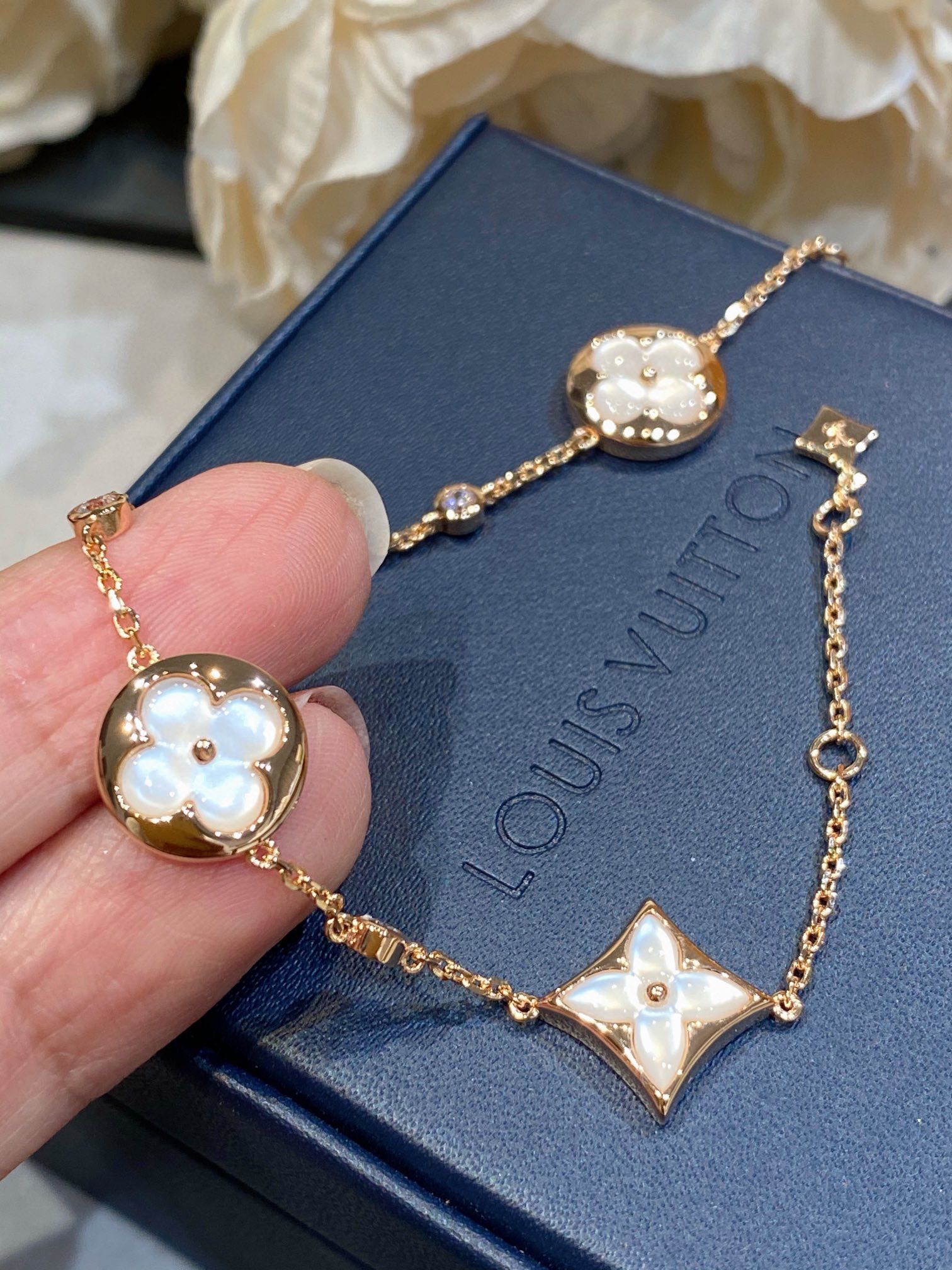 Van Cleef Arpels Bracelet Pearl Rose Gold L