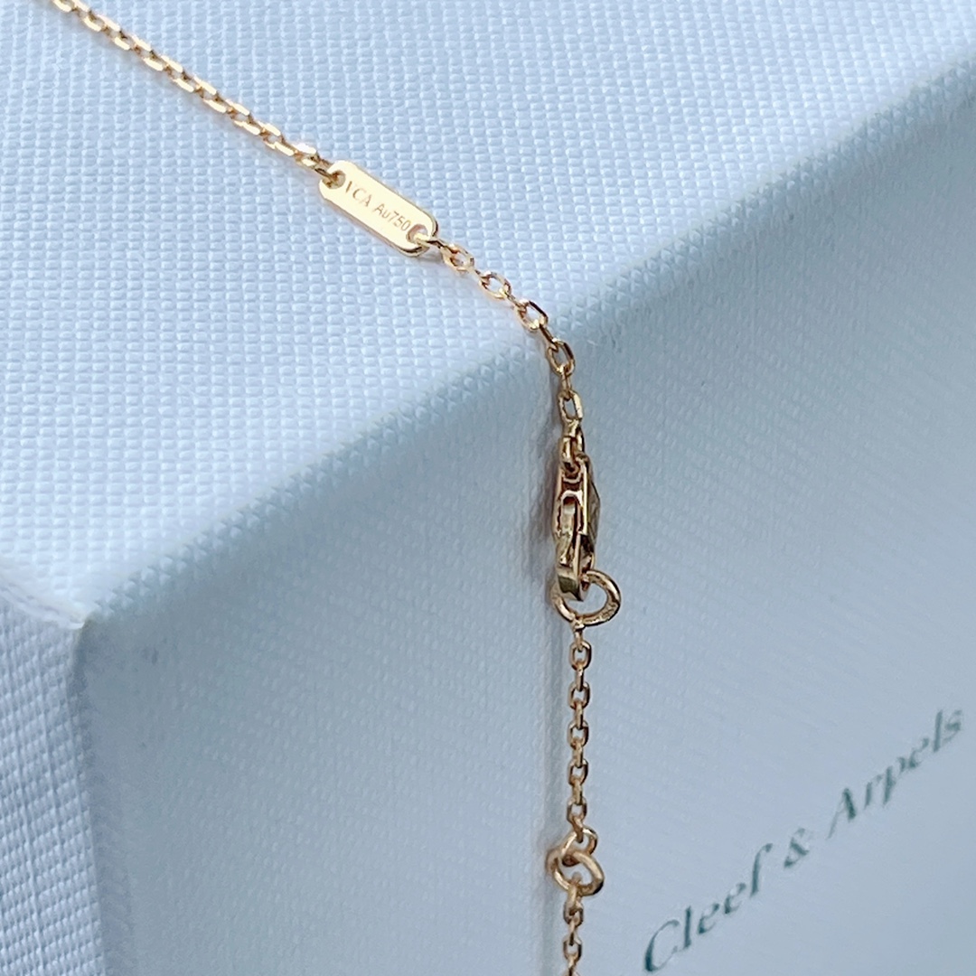 Van Cleef Arpels Necklace M