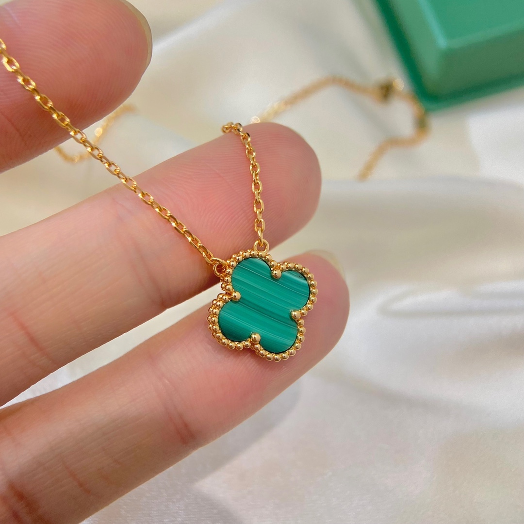 Van Cleef Arpels Necklace Gold Gold Inlaid 42cm