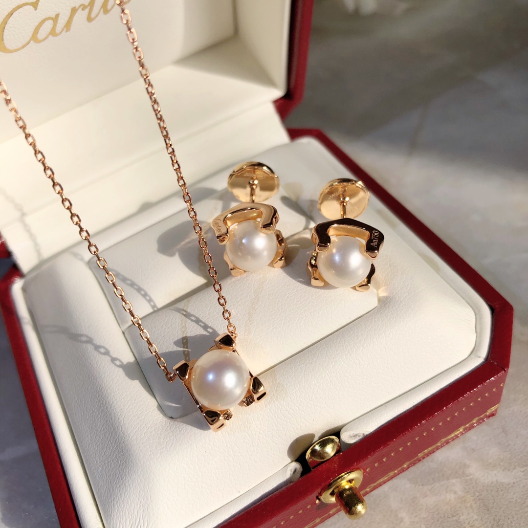 Cartier Necklace Pearl M