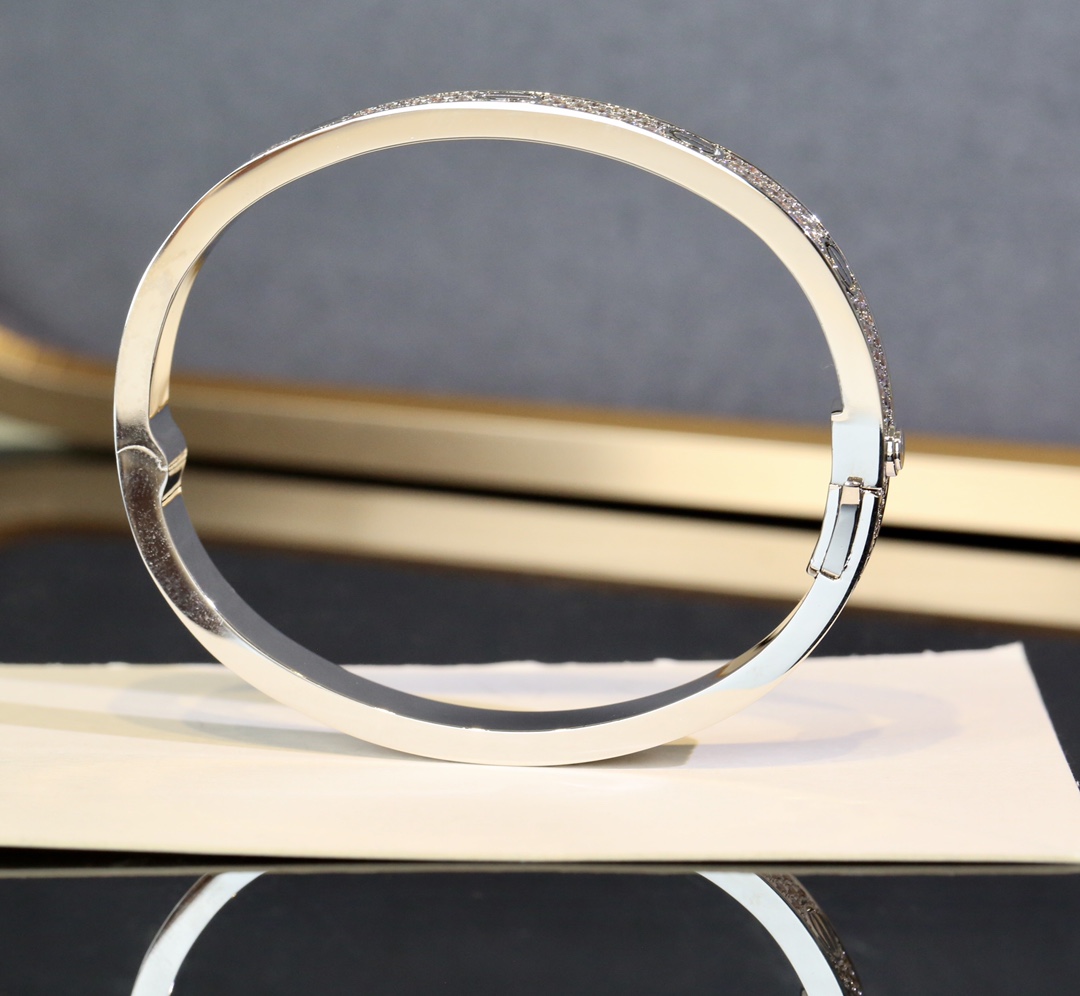 Cartier Bangle Diamond Inlaid L