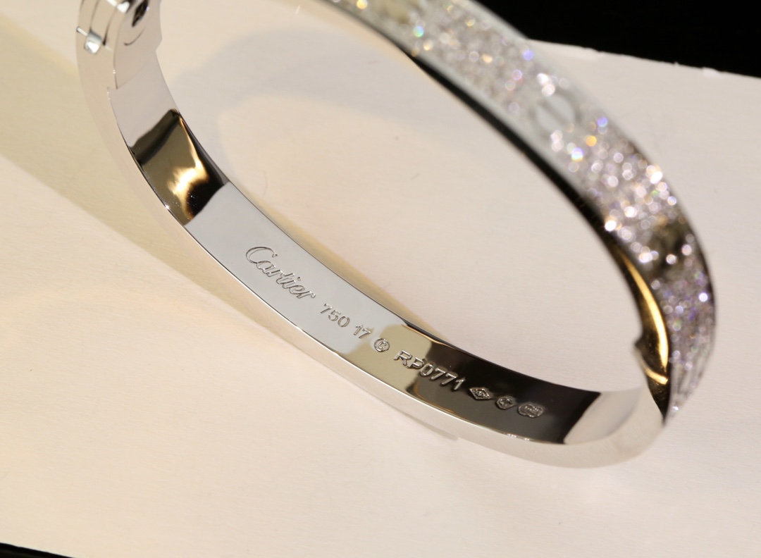 Cartier Bangle Diamond Inlaid L