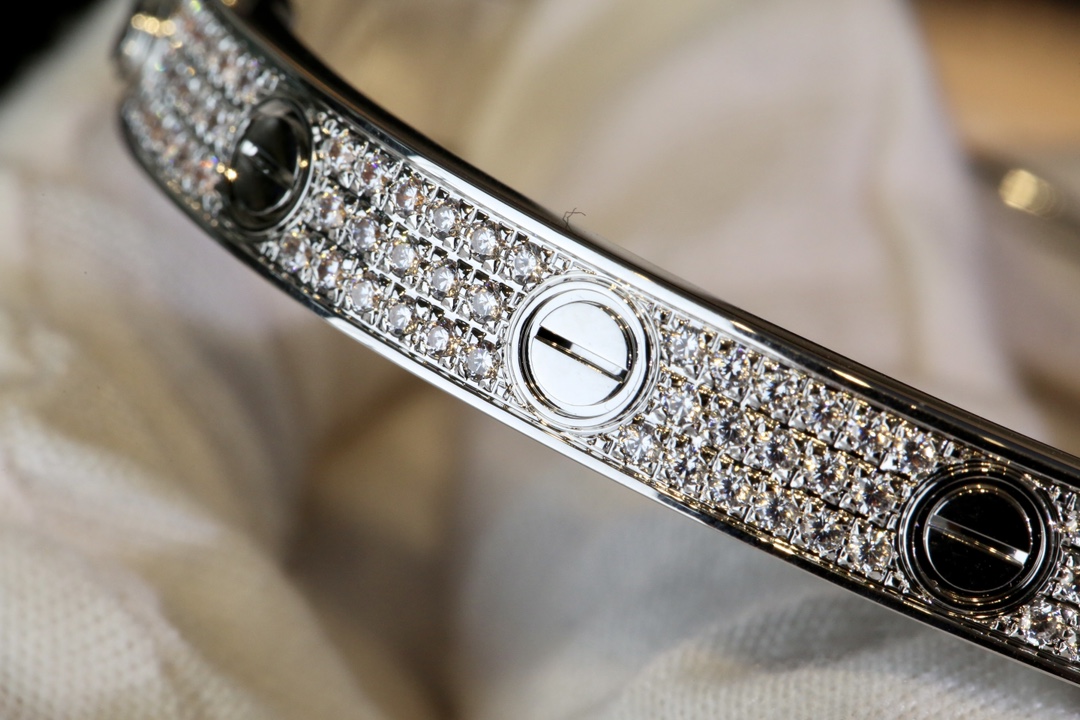 Cartier Bangle Diamond Inlaid L