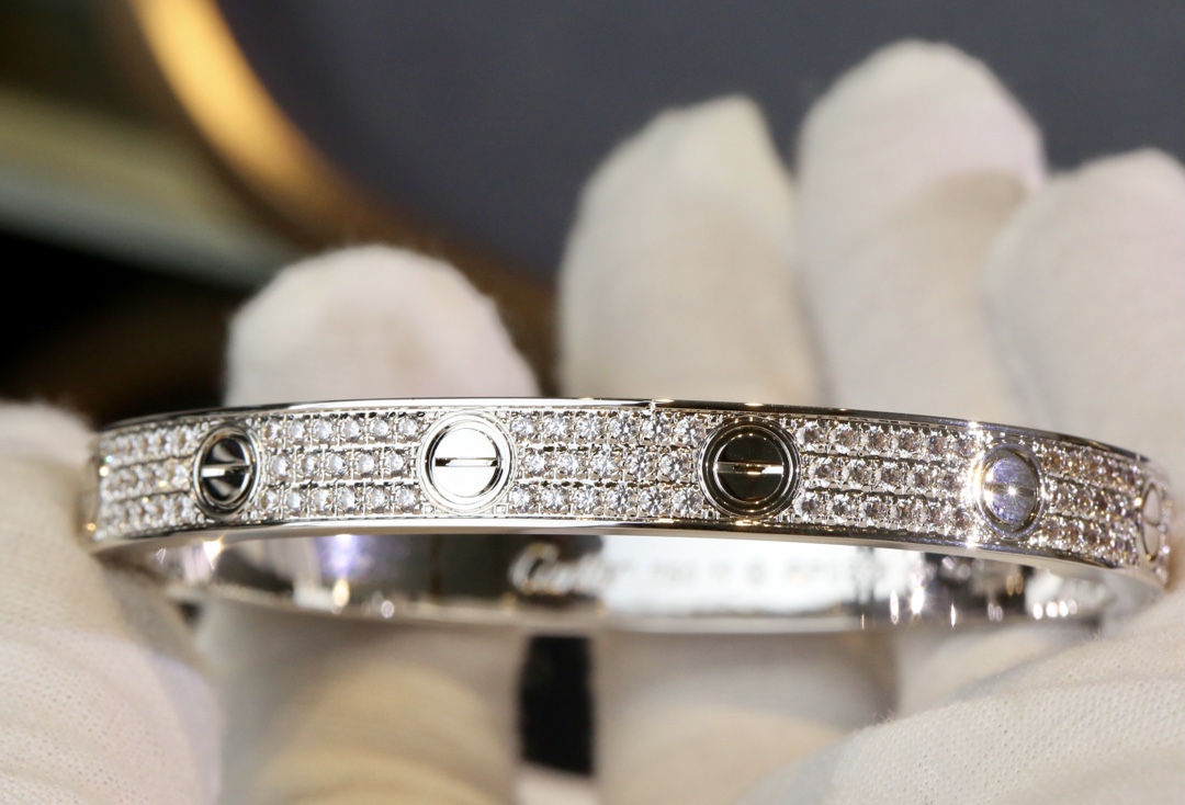 Cartier Bangle Diamond Inlaid L