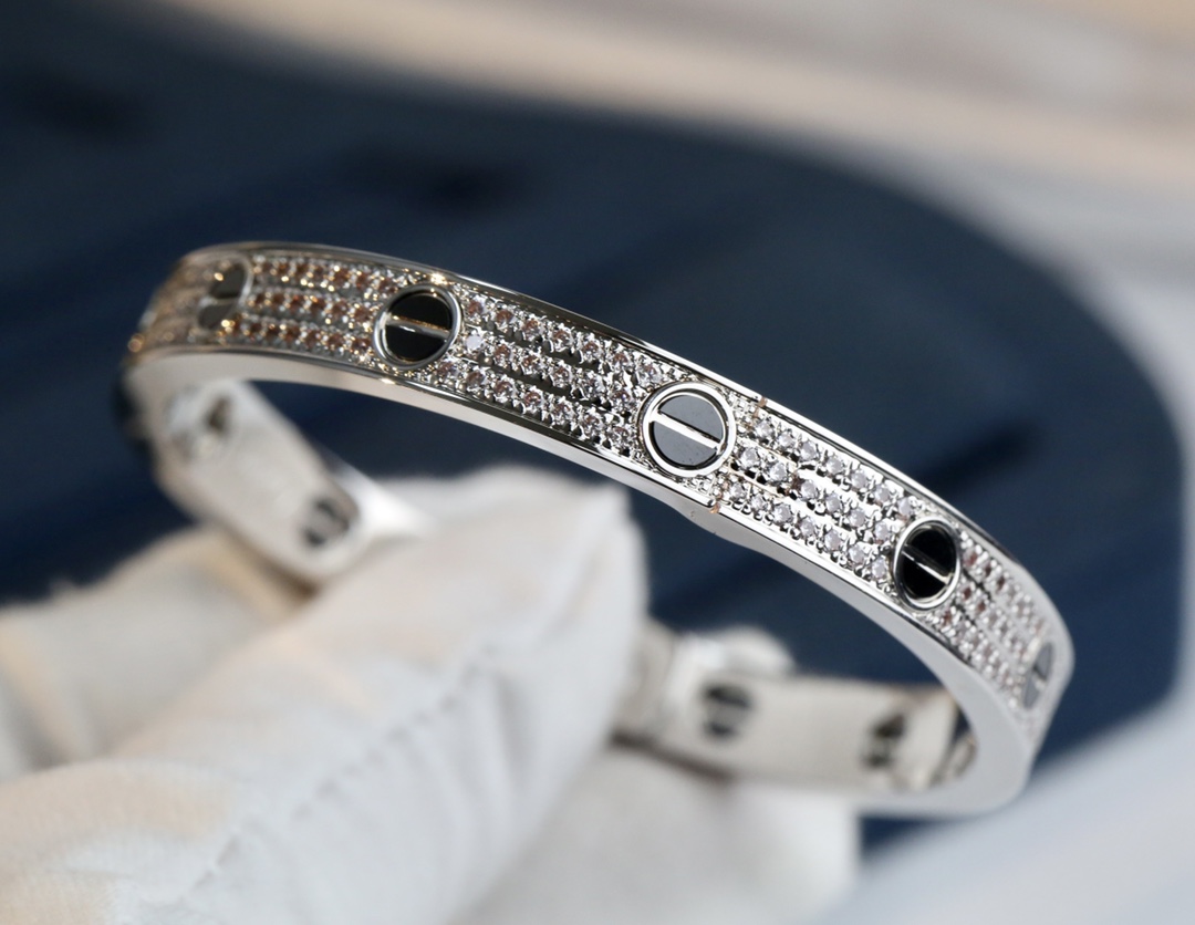 Cartier Bangle Diamond Inlaid L
