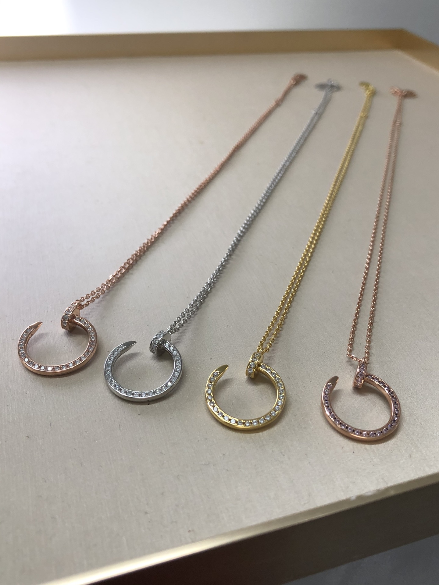 Cartier Necklace Gold Gold Inlaid