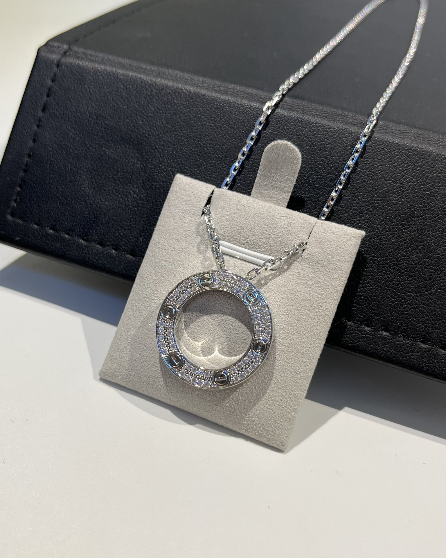 Cartier Necklace Diamond Gold Inlaid L