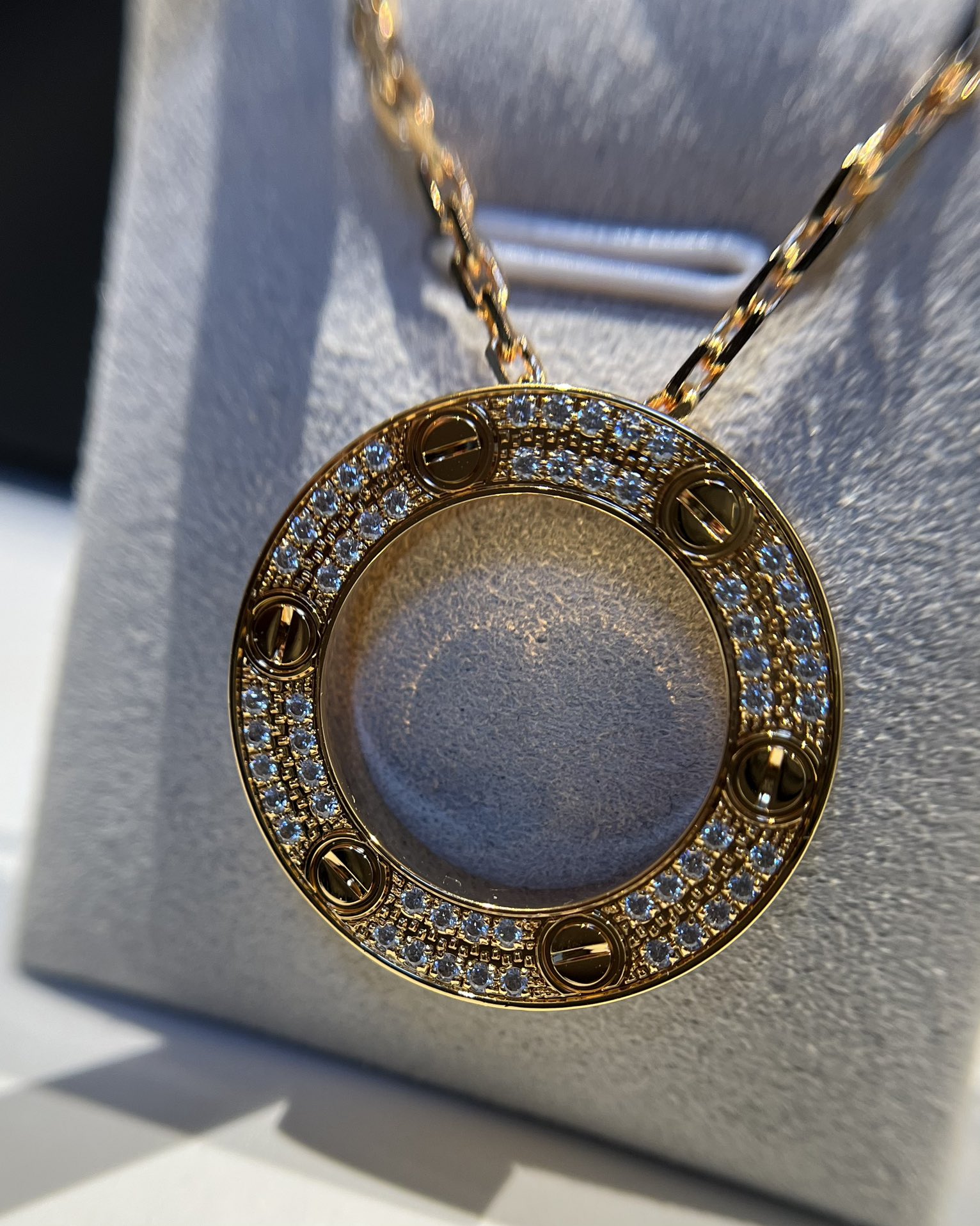 Cartier Necklace Diamond Gold Inlaid L