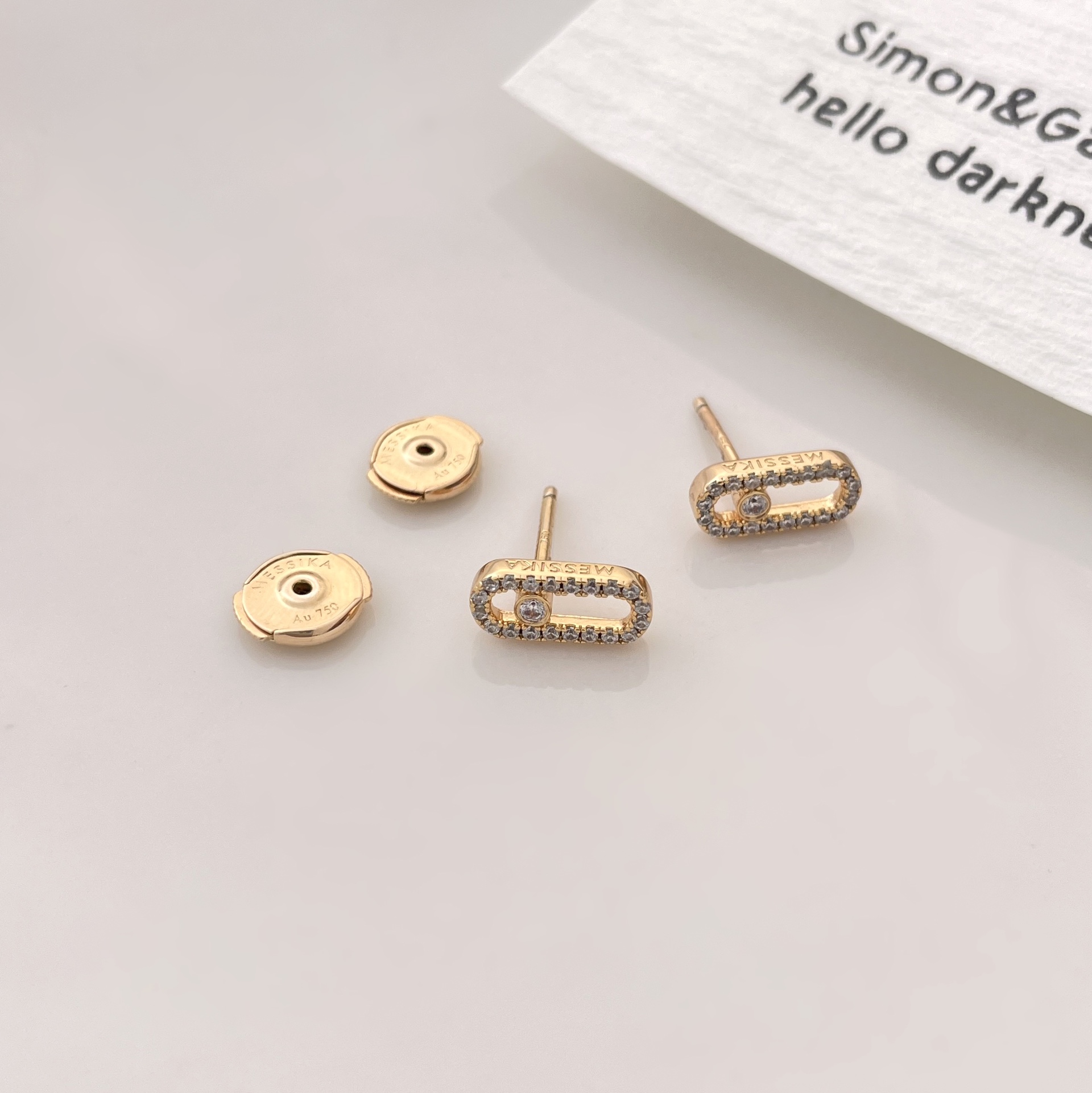 Messika Female Earrings M-s