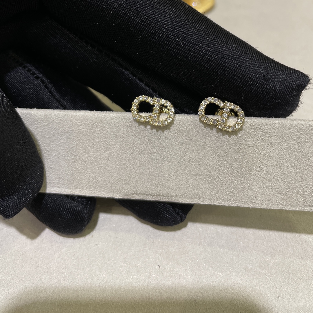 Van Cleef Arpels Earrings Gold Inlaid