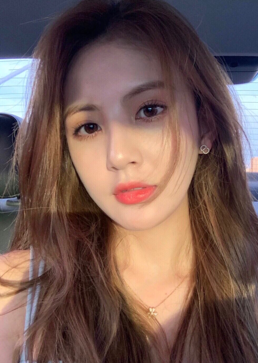 Van Cleef Arpels Earrings Gold Inlaid