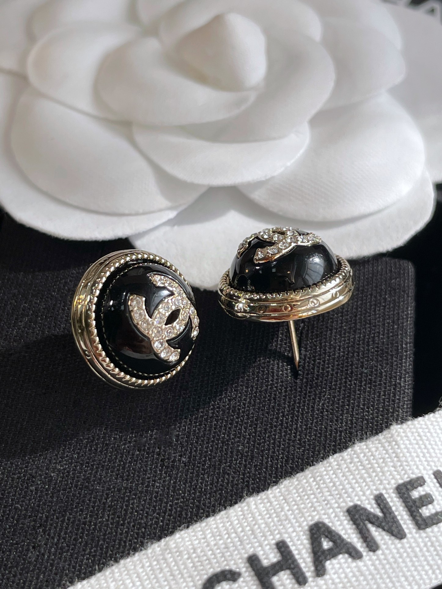 Chanel Earrings Black M-l