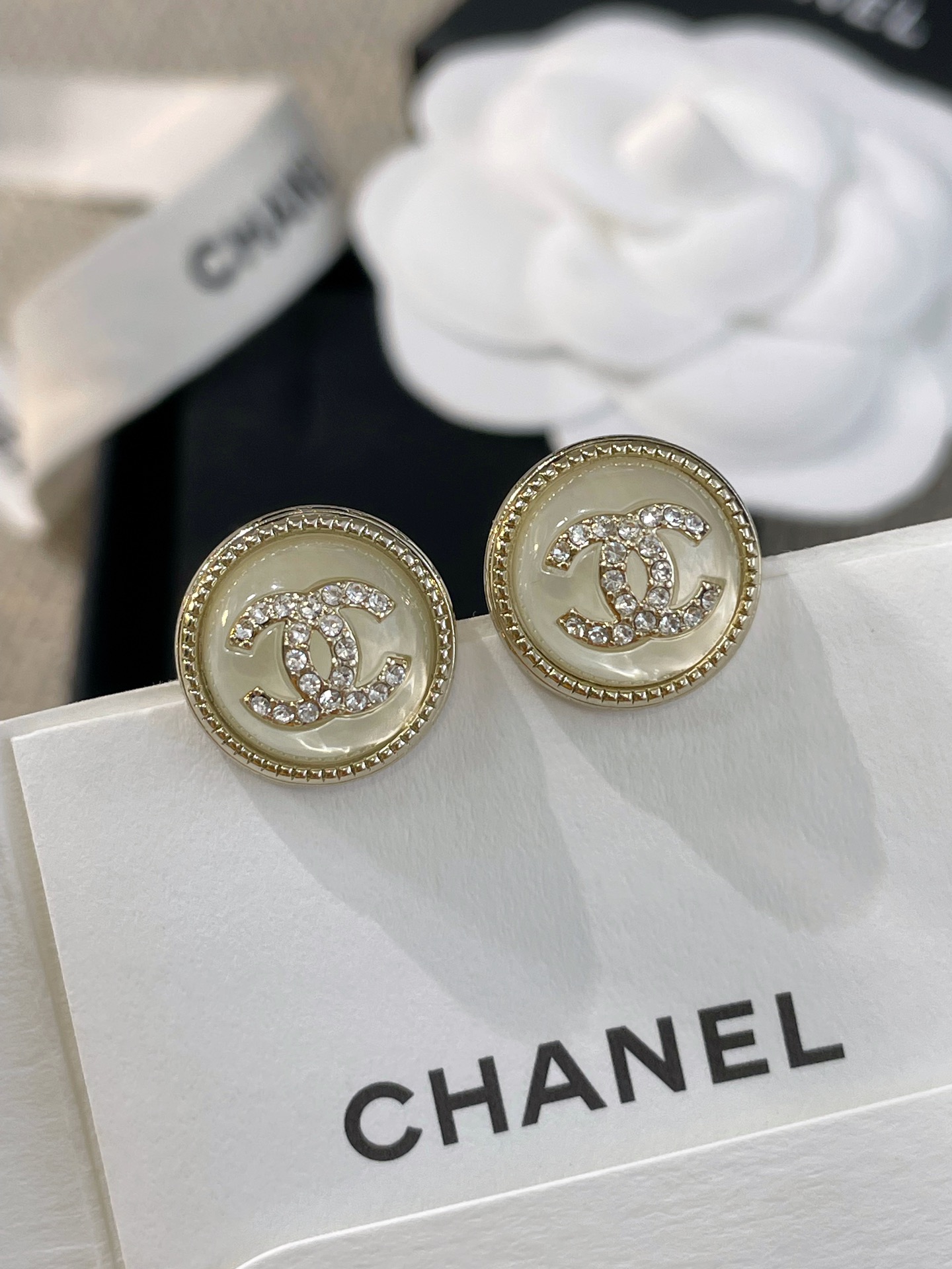 Chanel Earrings Black M-l