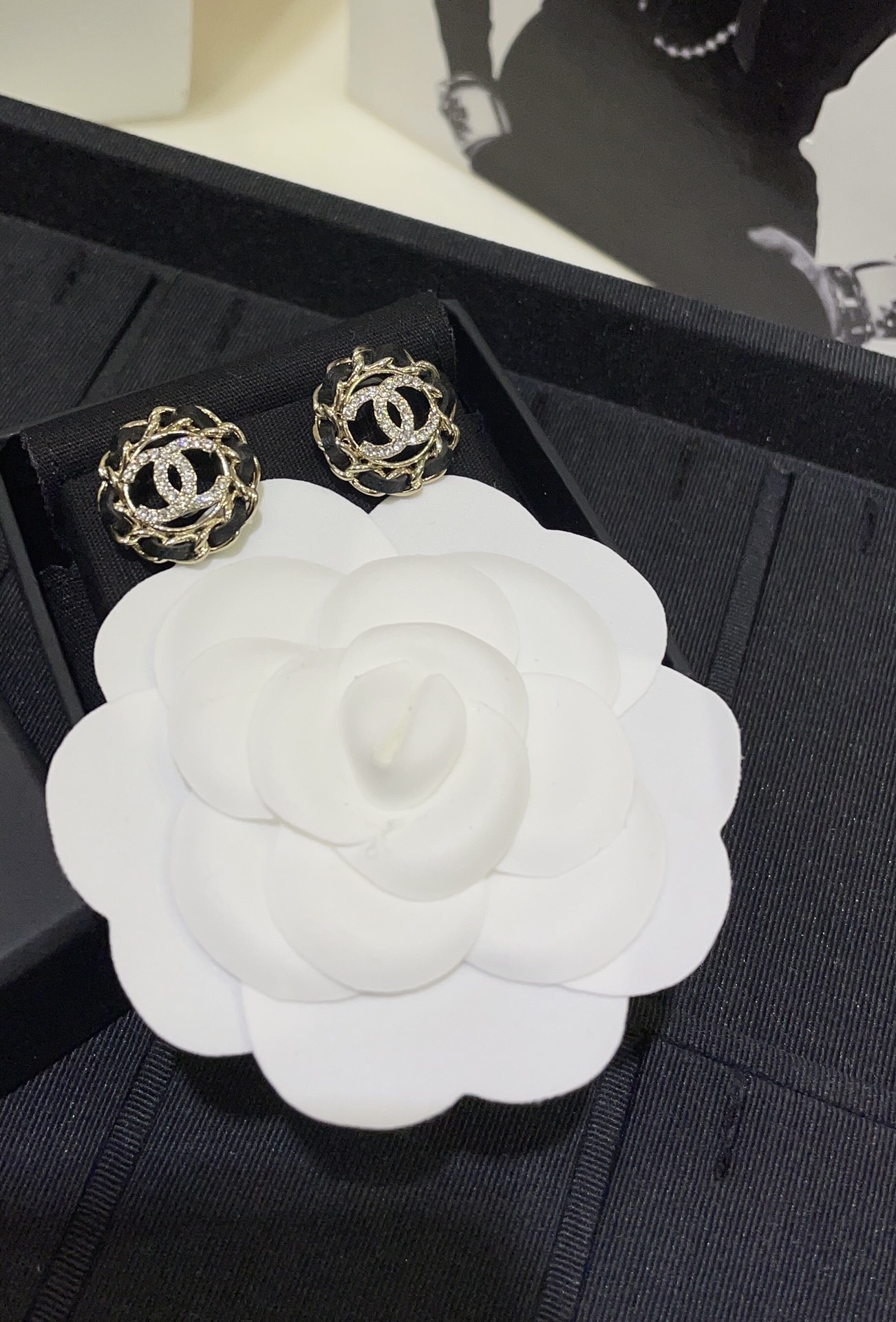 Chanel Basic Jewelry L