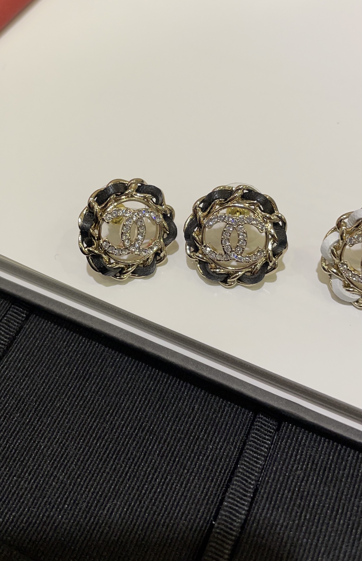 Chanel Basic Jewelry L