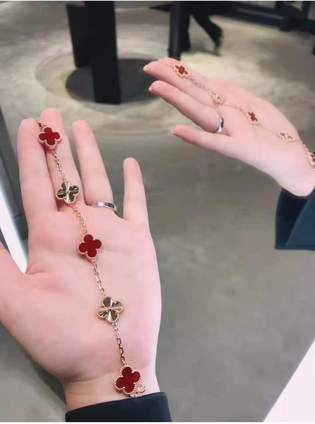 Van Cleef Arpels Bracelet Rose Gold