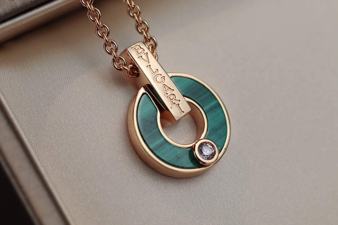 Bvlgari Couple Necklace Diamond Rose Gold Inlaid L