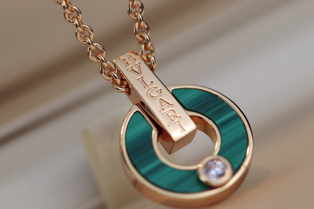 Bvlgari Couple Necklace Diamond Rose Gold Inlaid L