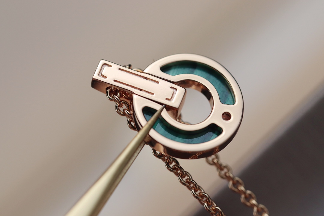 Bvlgari Couple Necklace Diamond Rose Gold Inlaid L
