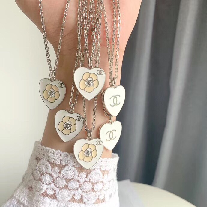 Chanel Necklace Pearl