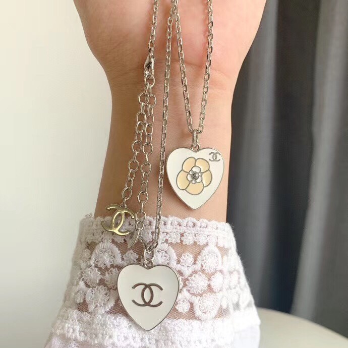 Chanel Necklace Pearl