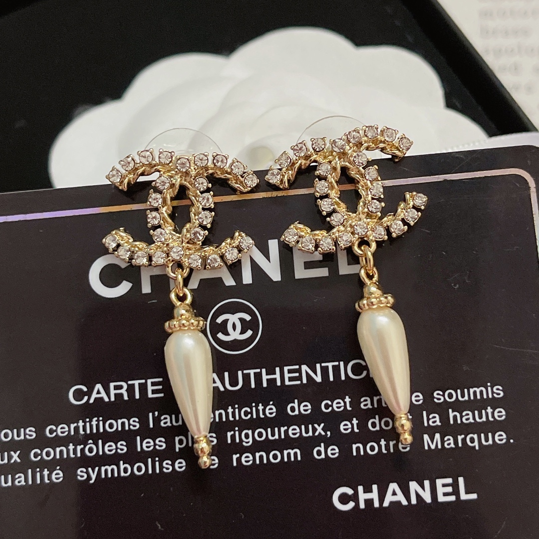 Chanel Earrings L