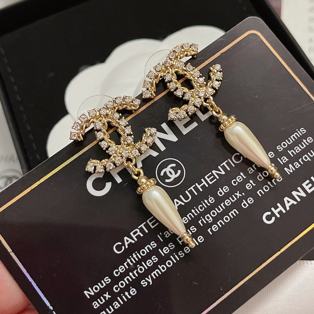Chanel Earrings L