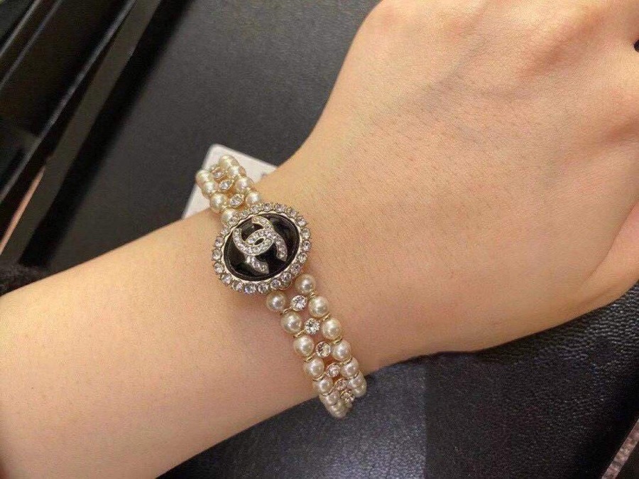 Chanel Bracelet Pearl