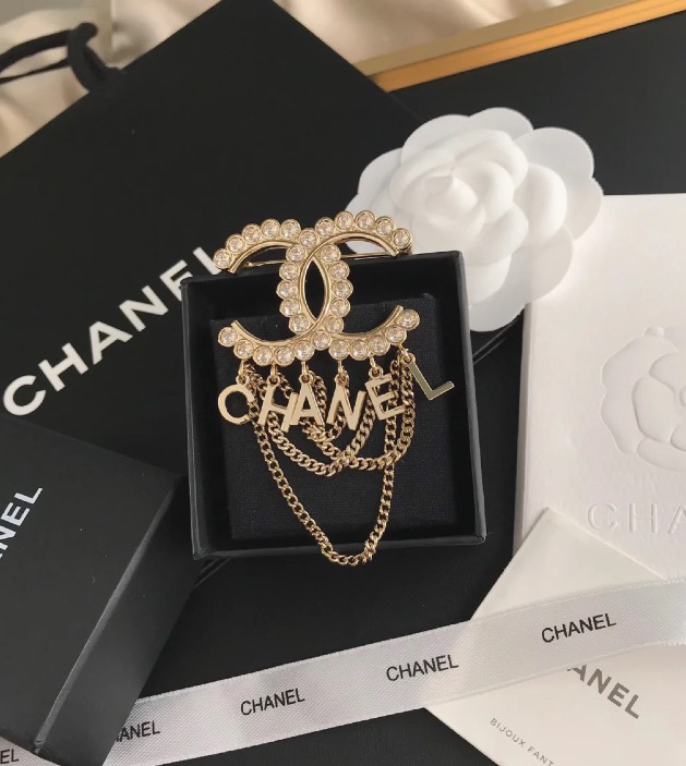 Chanel Earrings L