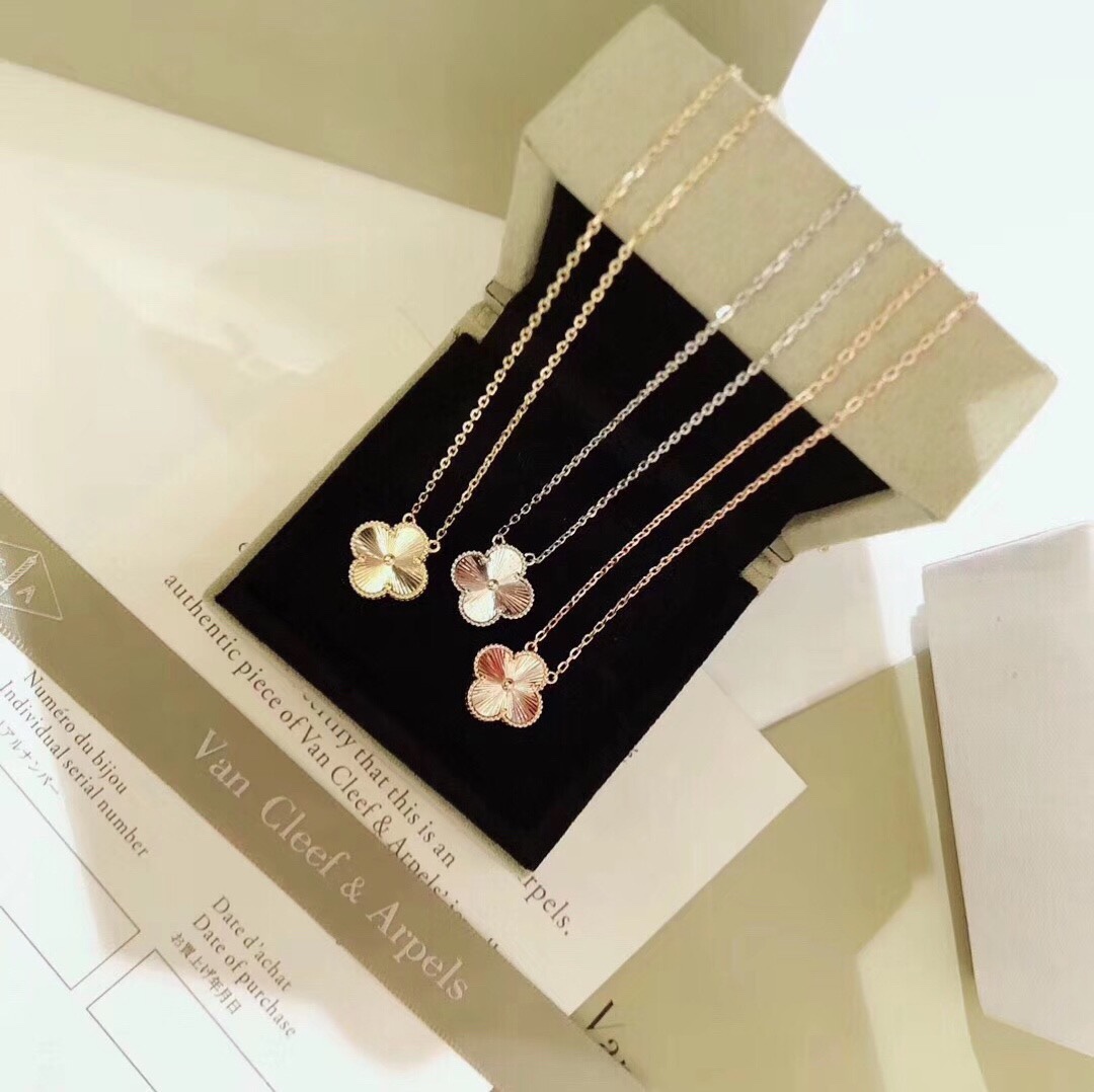 Van Cleef Arpels Necklace Silver