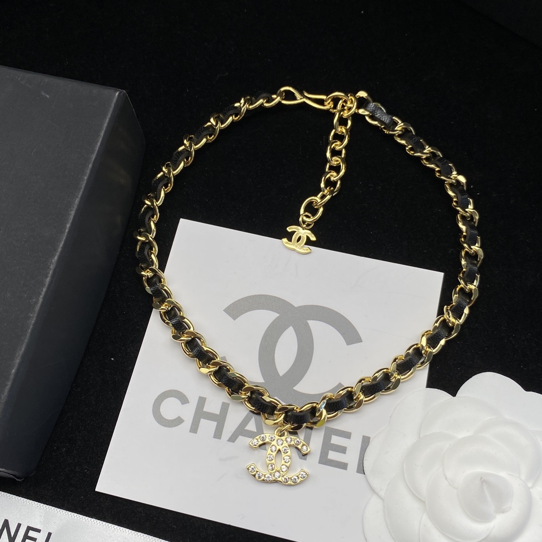 Chanel Basic Jewelry L
