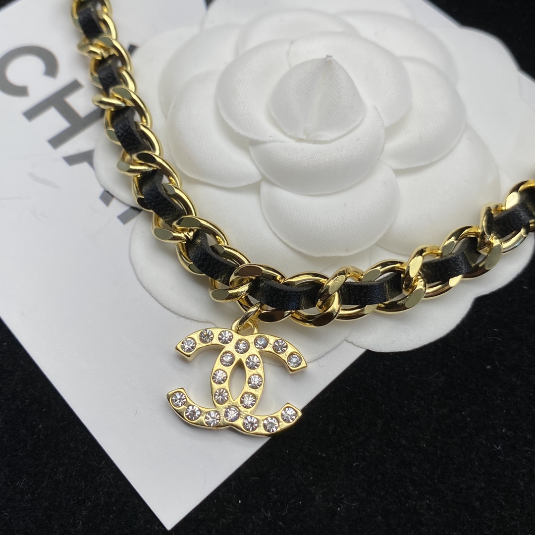 Chanel Basic Jewelry L