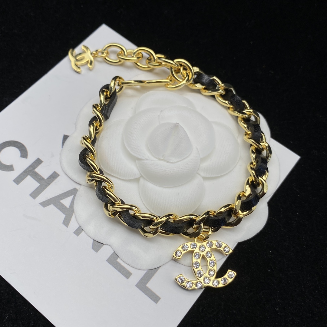 Chanel Basic Jewelry L