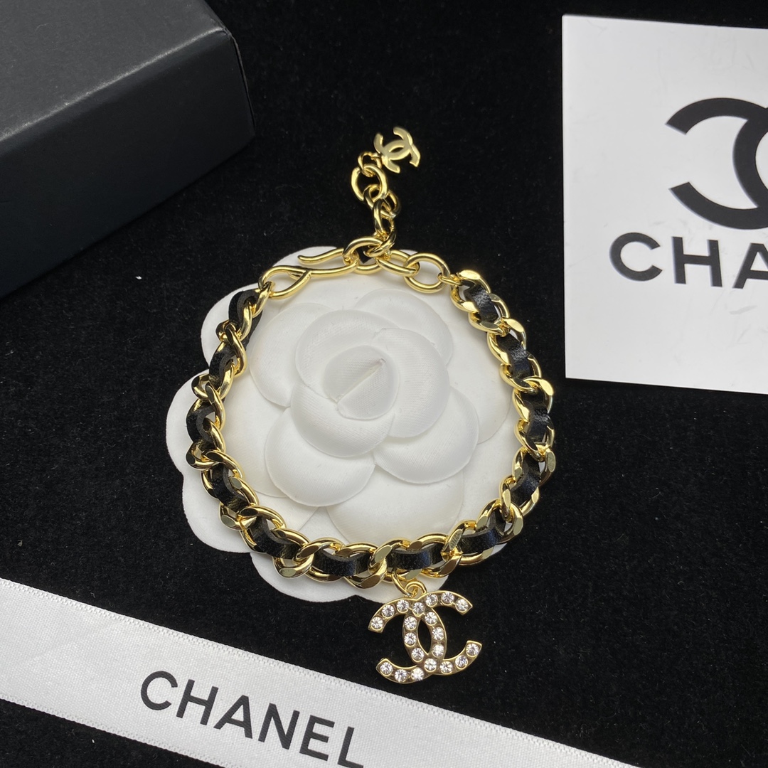 Chanel Basic Jewelry L