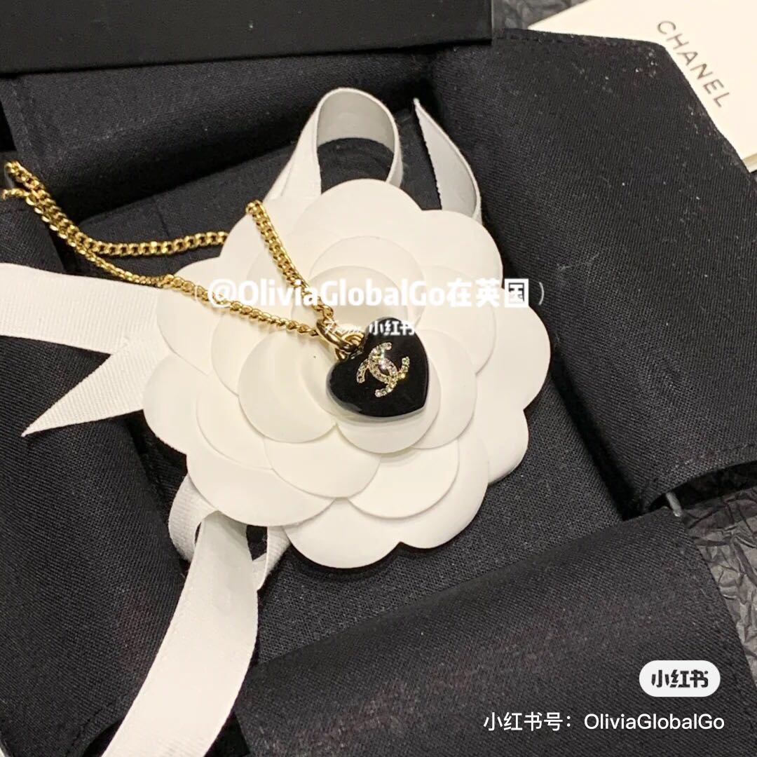 Chanel Necklace L