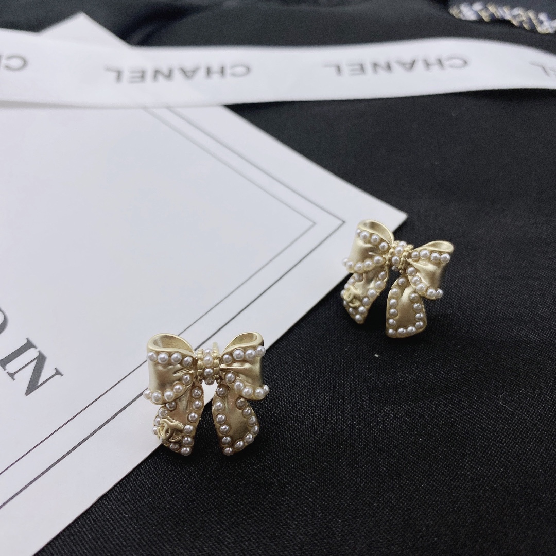 Chanel Earrings S