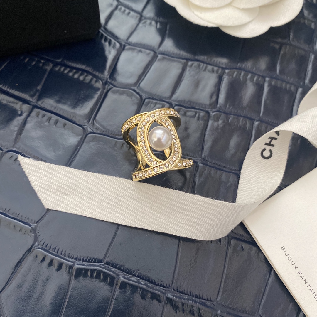Chanel Ring
