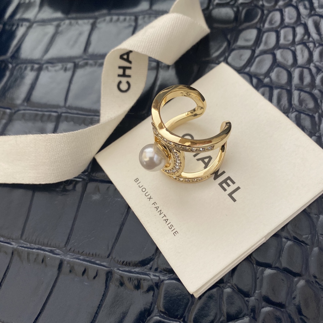 Chanel Ring