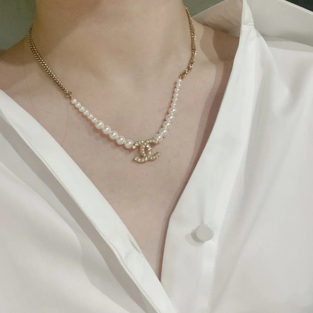 Chanel Necklace Pearl Adjustable