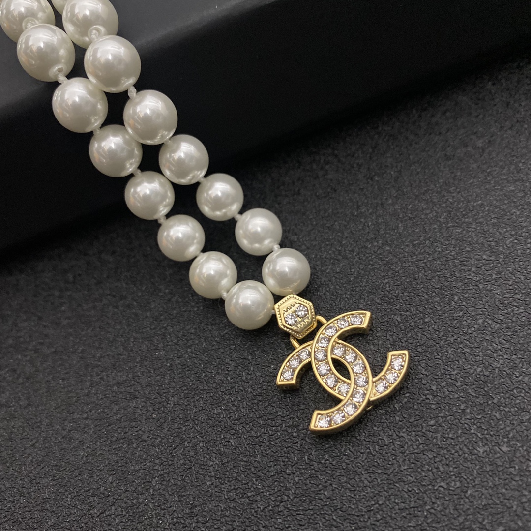 Chanel Necklace Pearl Inlaid L