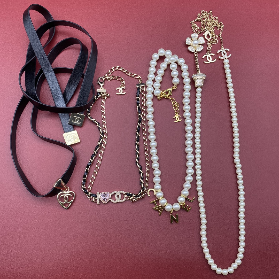 Chanel Basic Jewelry L