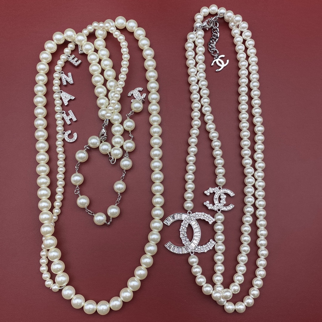 Chanel Basic Jewelry L