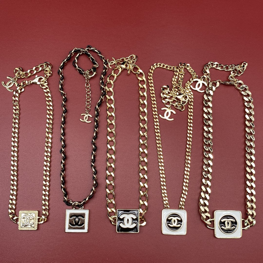 Chanel Necklace L