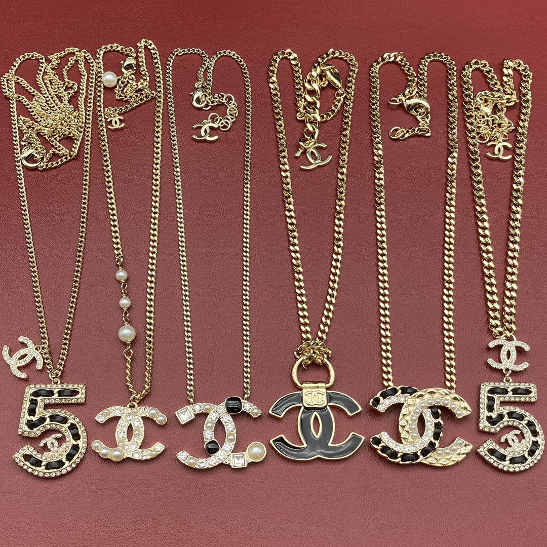 Chanel Necklace L