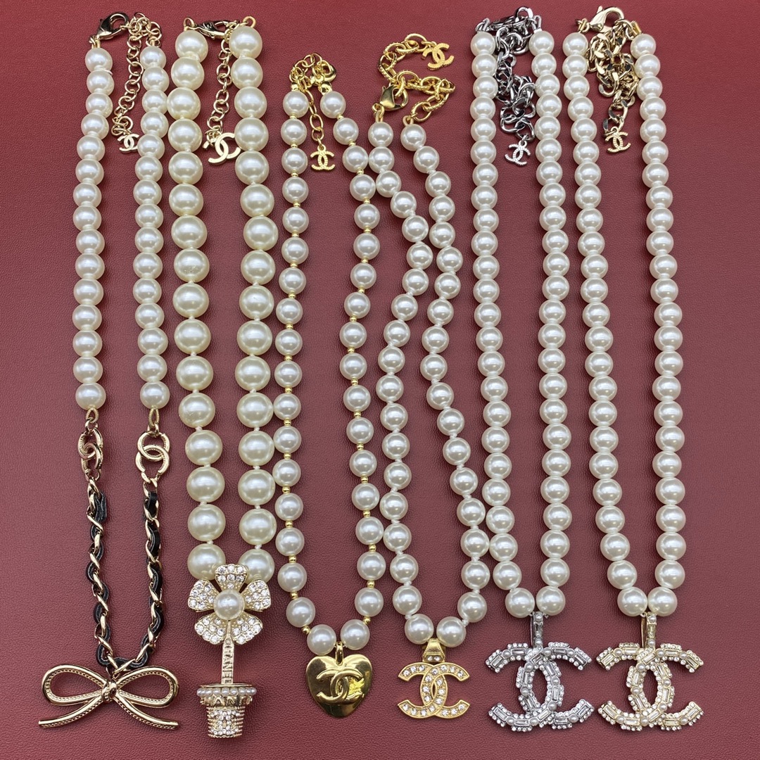 Chanel Necklace L