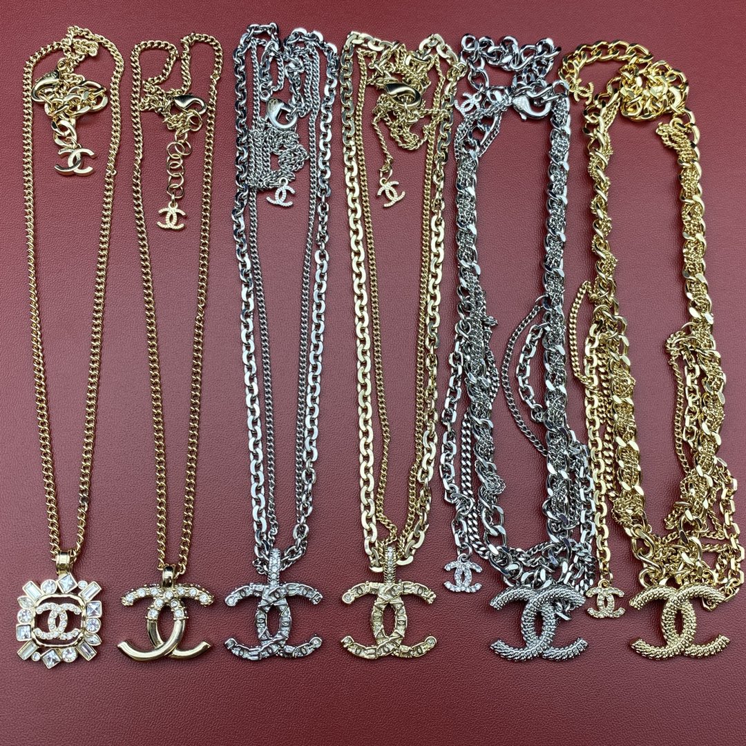 Chanel Necklace L