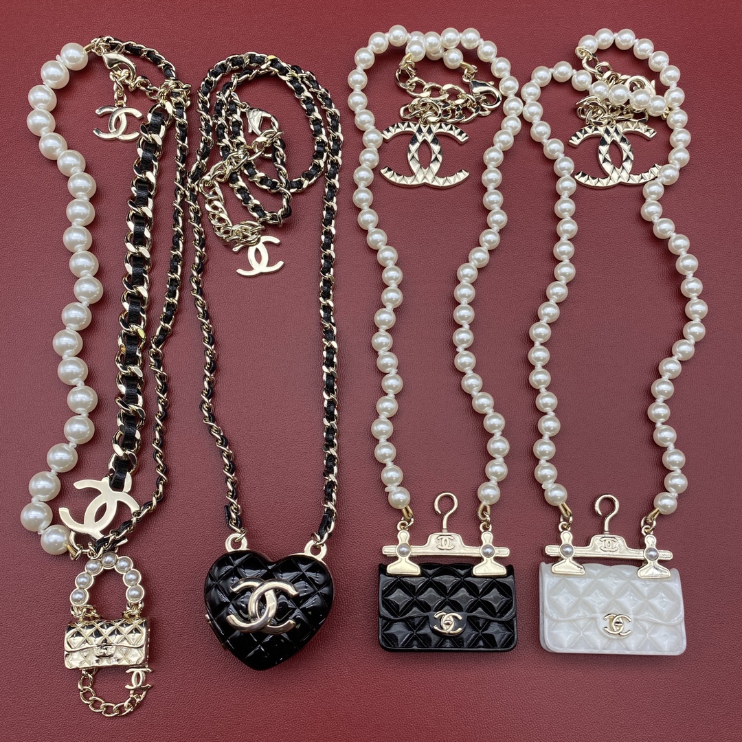 Chanel Necklace L