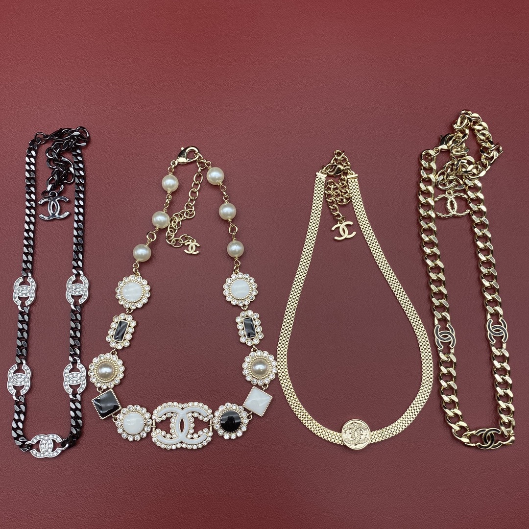 Chanel Necklace L
