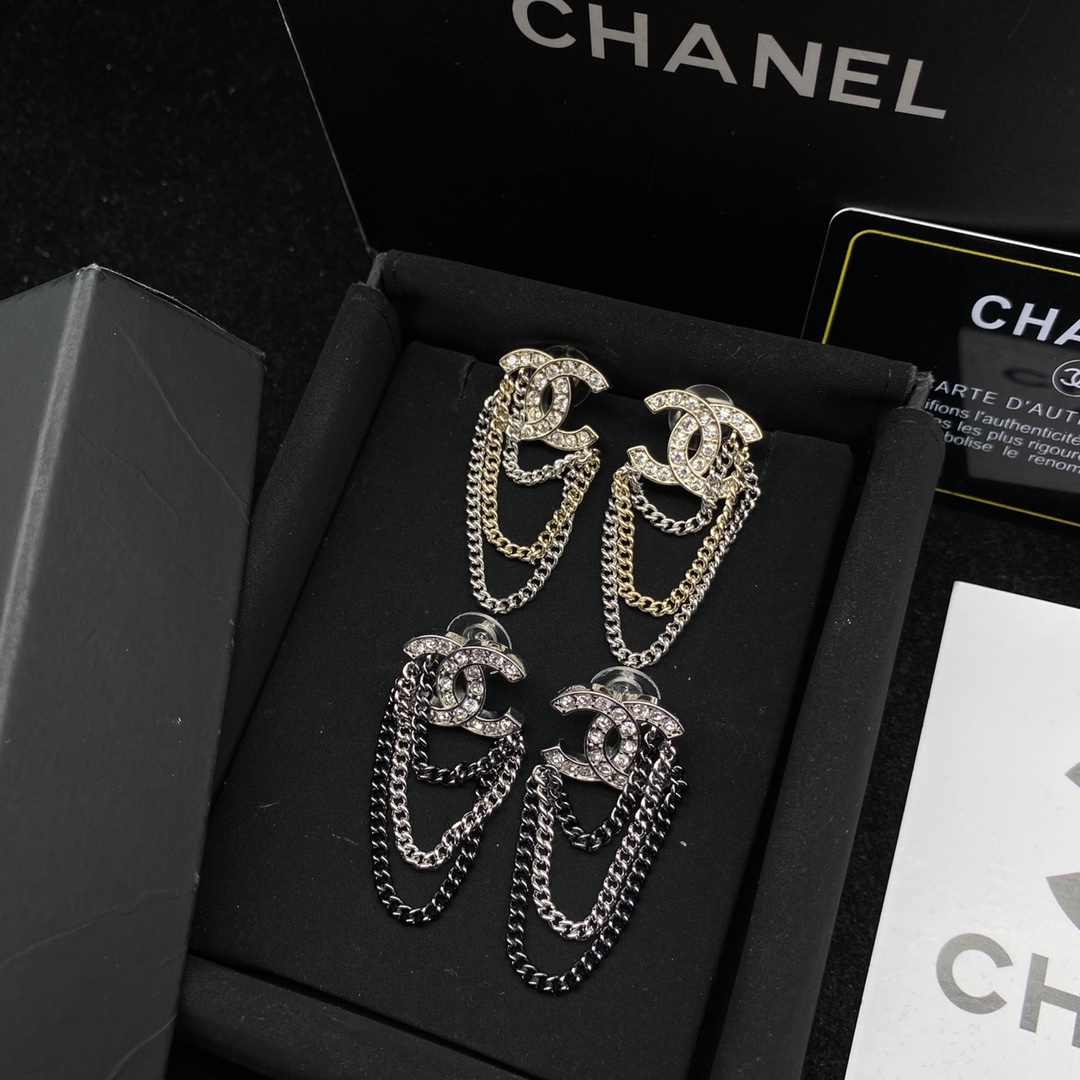 Chanel Earrings L